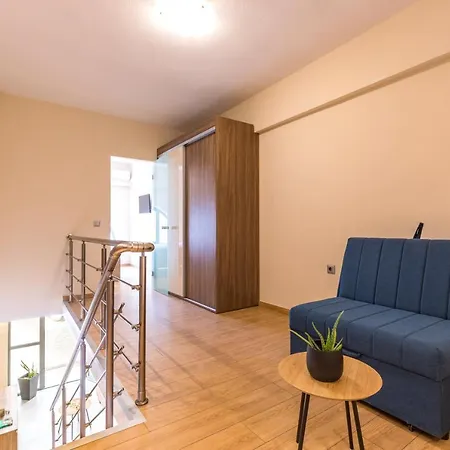 Urban Lofts Апартаменты *