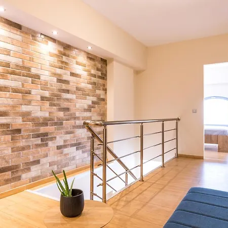 Urban Lofts Διαμέρισμα *